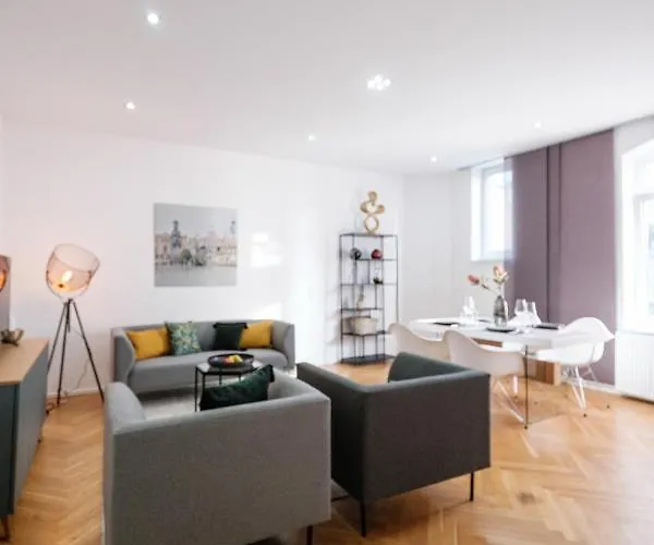 High Loft I Zentral Und Modern