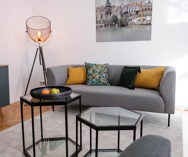 Apartment High Loft I Zentral Und Modern